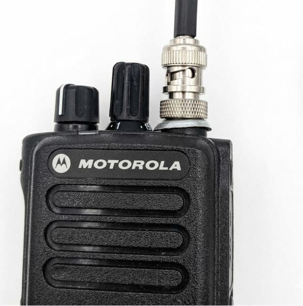 Антенний адаптер, перехідник BNC-female-moto RF, для рацій Motorola DP з кільцем заземлення t0000418 фото