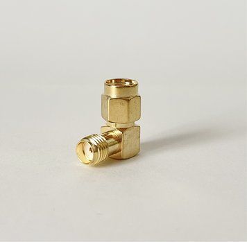 Переходник RP-SMA-Male - SMA-Female (коннектор папа - мама) угловой t0000099 фото